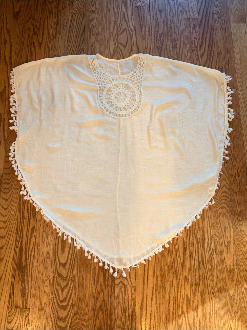 Boho Crochet Lace Mandala Poncho Swim Cover-Up Tassel Hem Off-White One Size